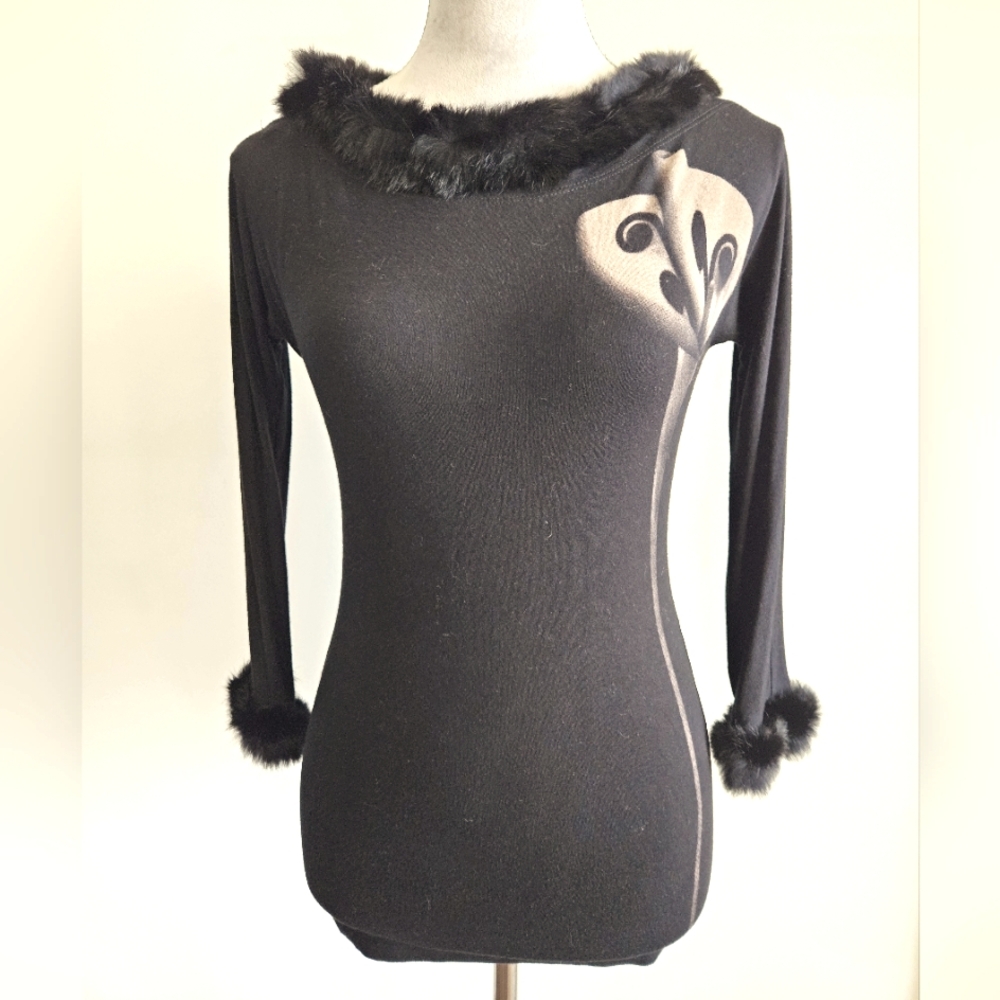 ISABEL DE PEDRO Faux Fur Top